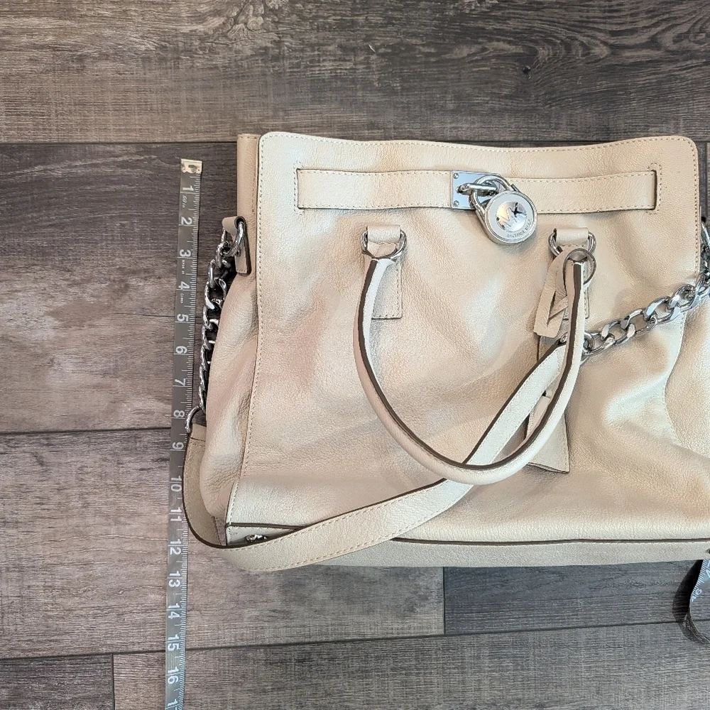 Michael Kors hamilton Safiano Ivory Leather Tote with Silver Lock And Chain